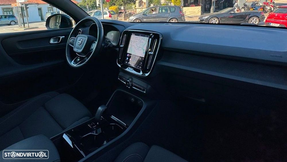 Volvo C40 Recharge Plus - 12