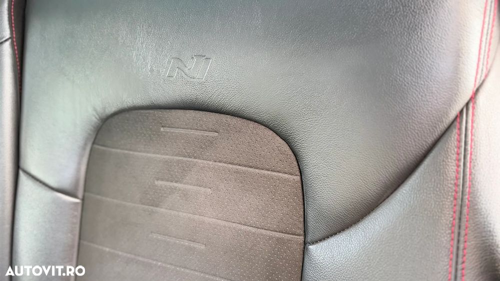 Hyundai Tucson blue 2.0 CRDi 4WD Aut. N Line - 16