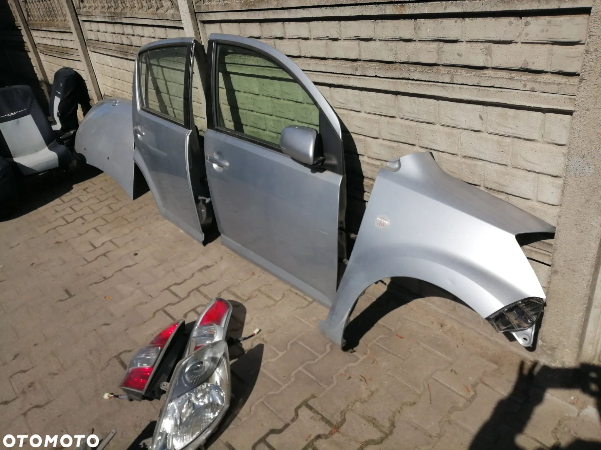 SIRION II S28  DRZWI LEWY prawy przód tył- poznan - 1