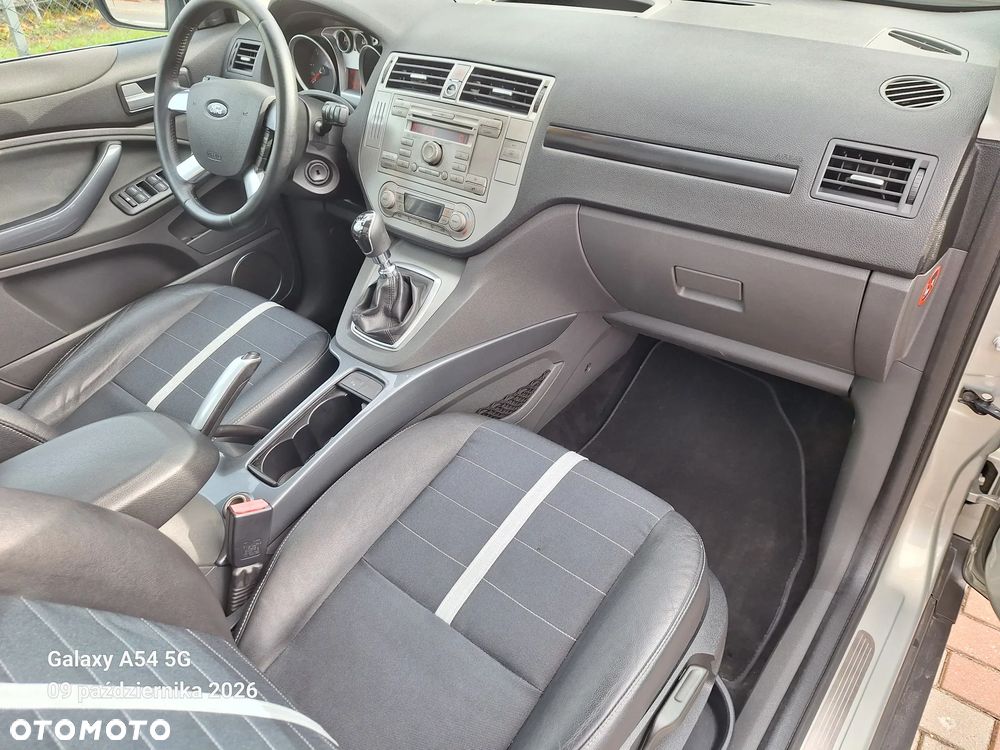 Ford Kuga 2.0 TDCi Titanium - 30