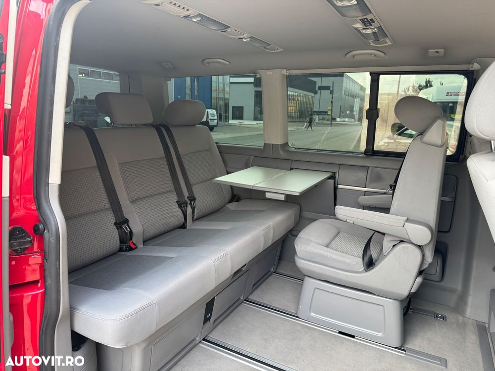 Volkswagen Caravelle - 4