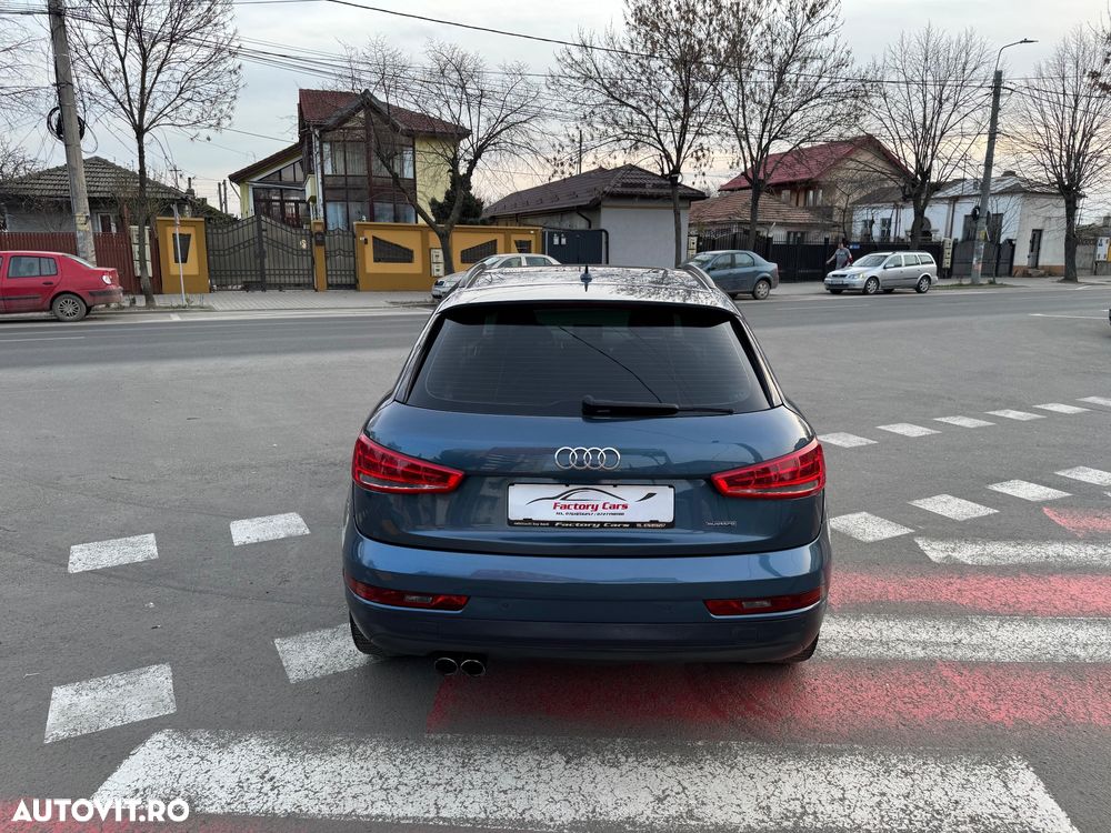 Audi Q3 2.0 TDI Quattro Stronic Design - 5