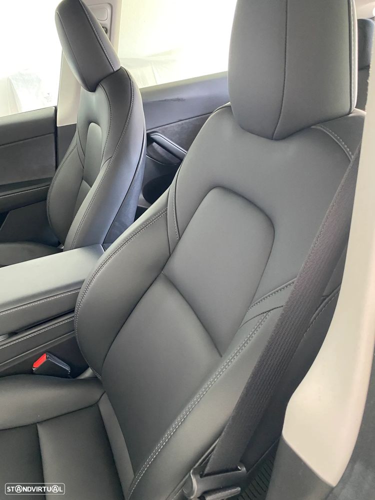 Tesla Model Y Tração Traseira - 10