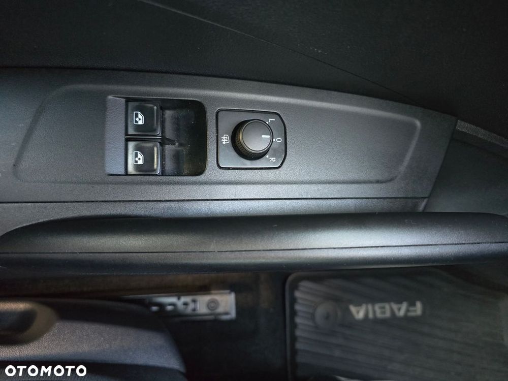 Skoda Fabia 1.0 Ambition - 21
