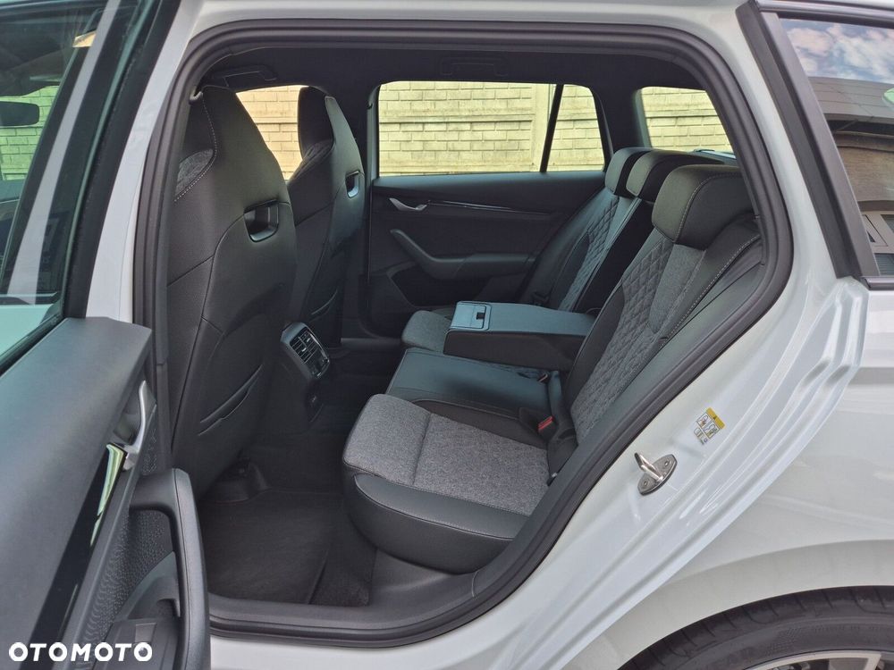 Skoda Octavia 1.5 TSI mHEV Sportline DSG - 21