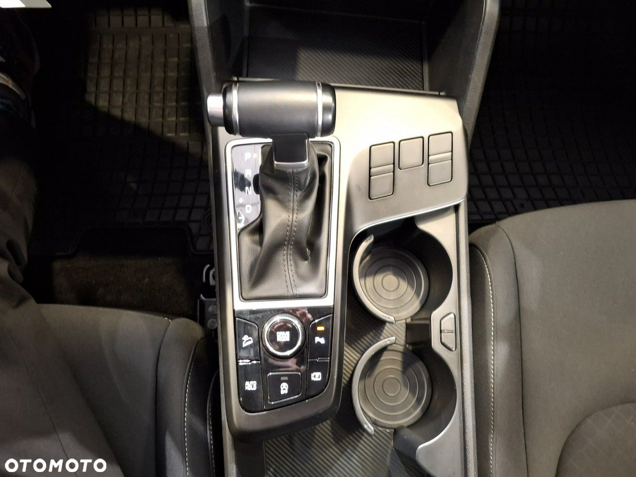 Kia Sportage 1.6 T-GDI MHEV M 2WD DCT - 17