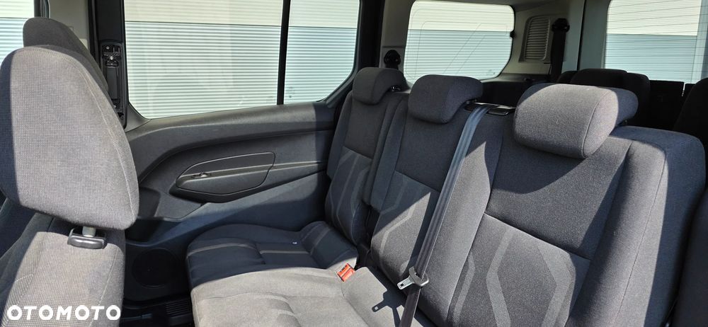 Ford Tourneo Connect 1.5 TDCi Start-Stop Titanium - 12