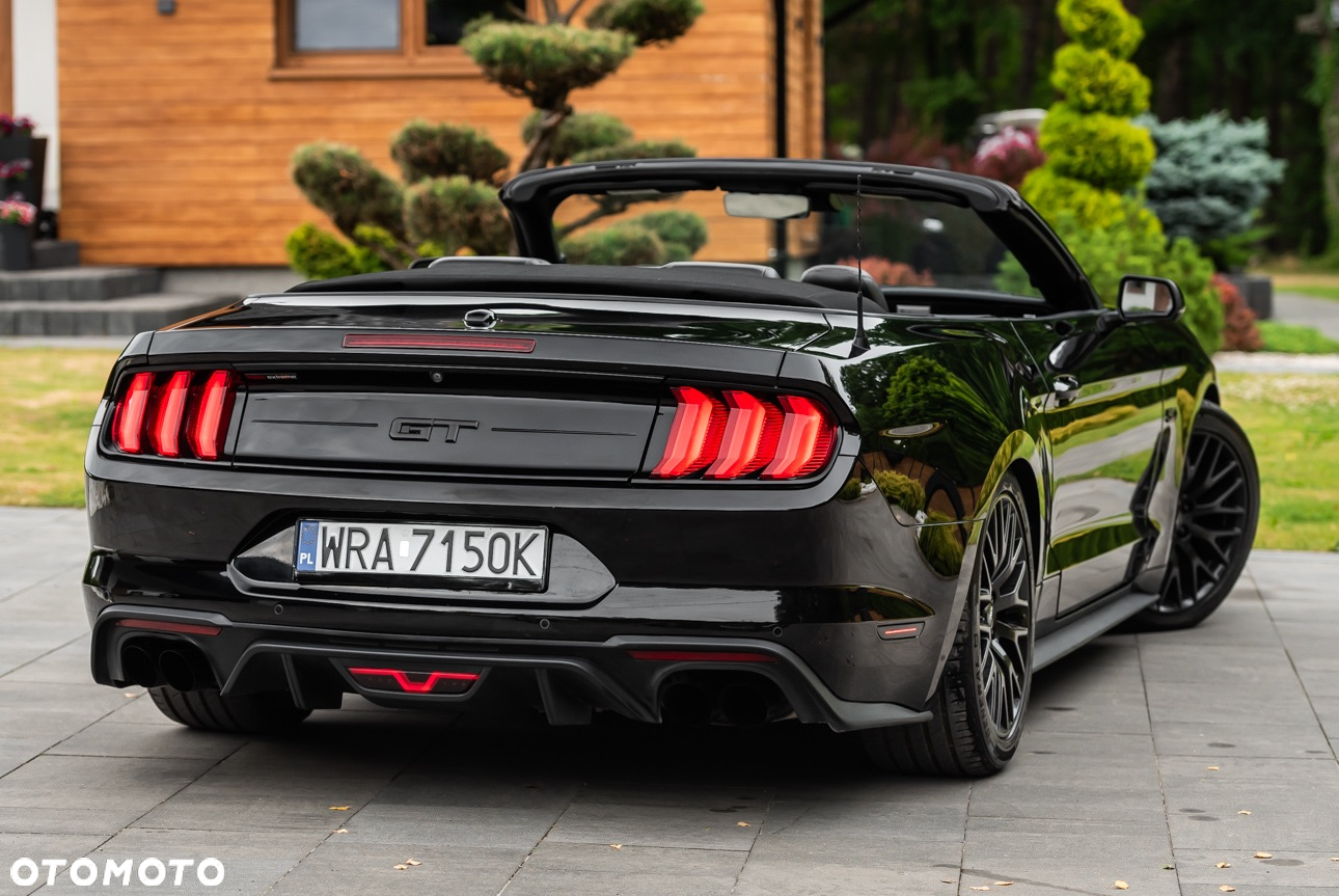 Ford Mustang - 35