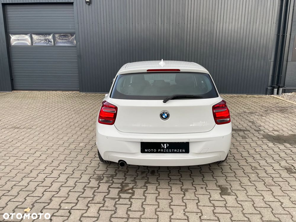 BMW Seria 1 116i - 34