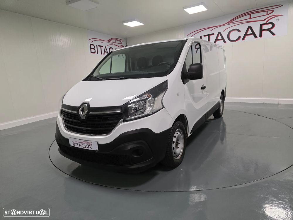 Renault TRAFIC 2.0 DCI 120CV IVA DEDUTIVEL - 11