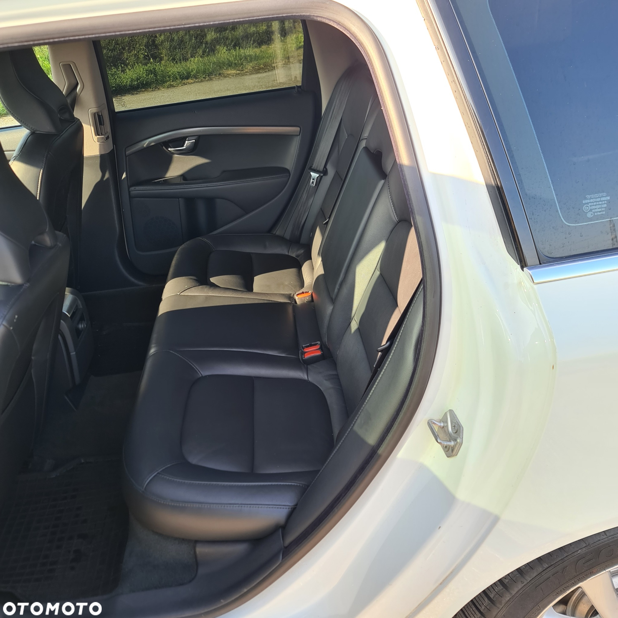 Volvo V70 D2 Momentum - 26