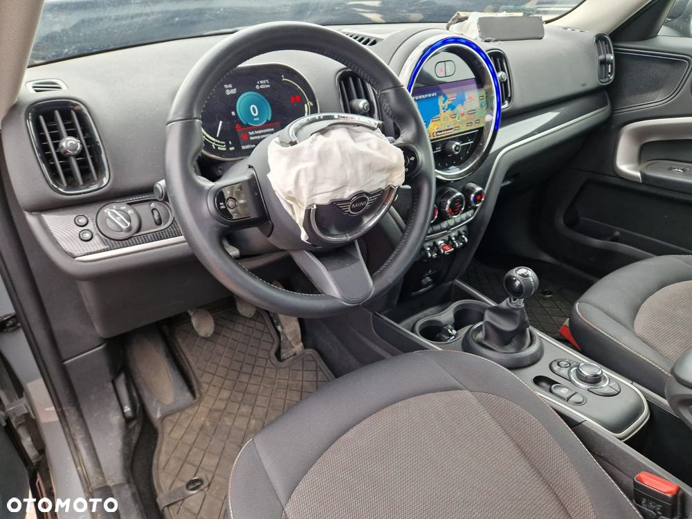 MINI Countryman Cooper Classic Trim - 17