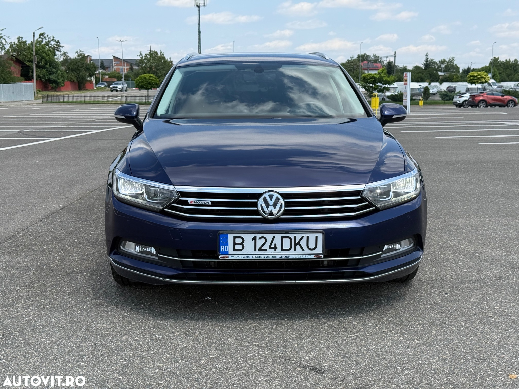 Volkswagen Passat Variant 2.0 TDI DSG 4Motion Highline - 14