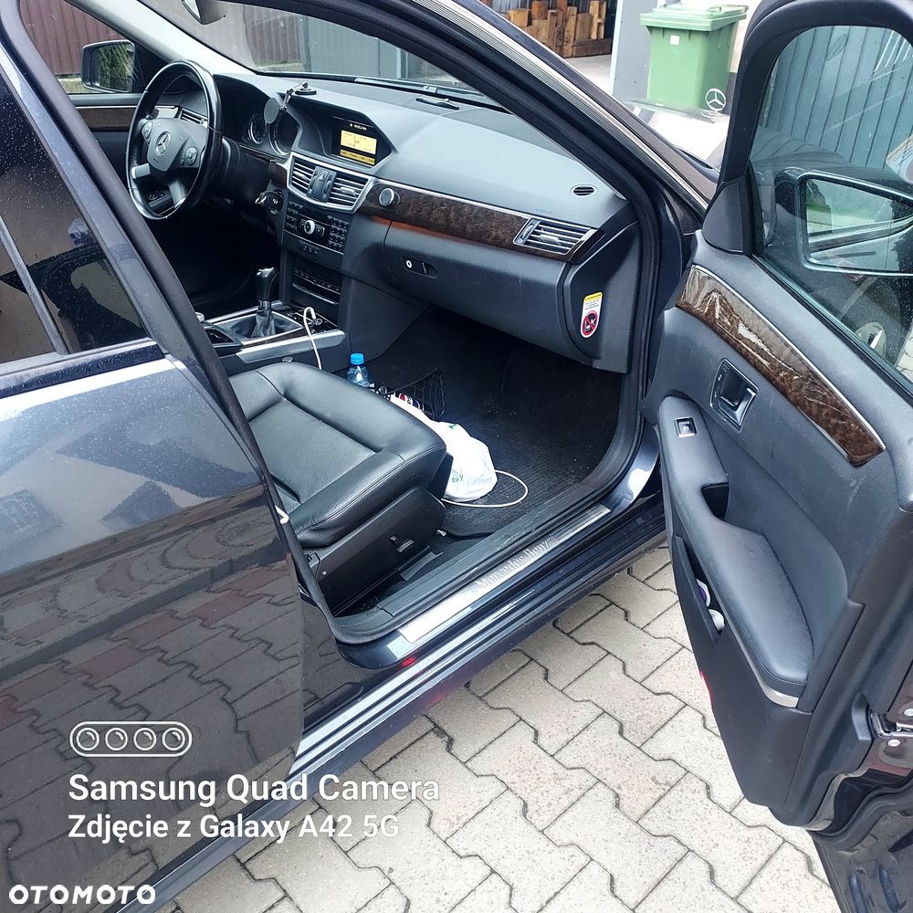 Mercedes-Benz Klasa E 200 T CDI DPF BlueEFFICIENCY - 8