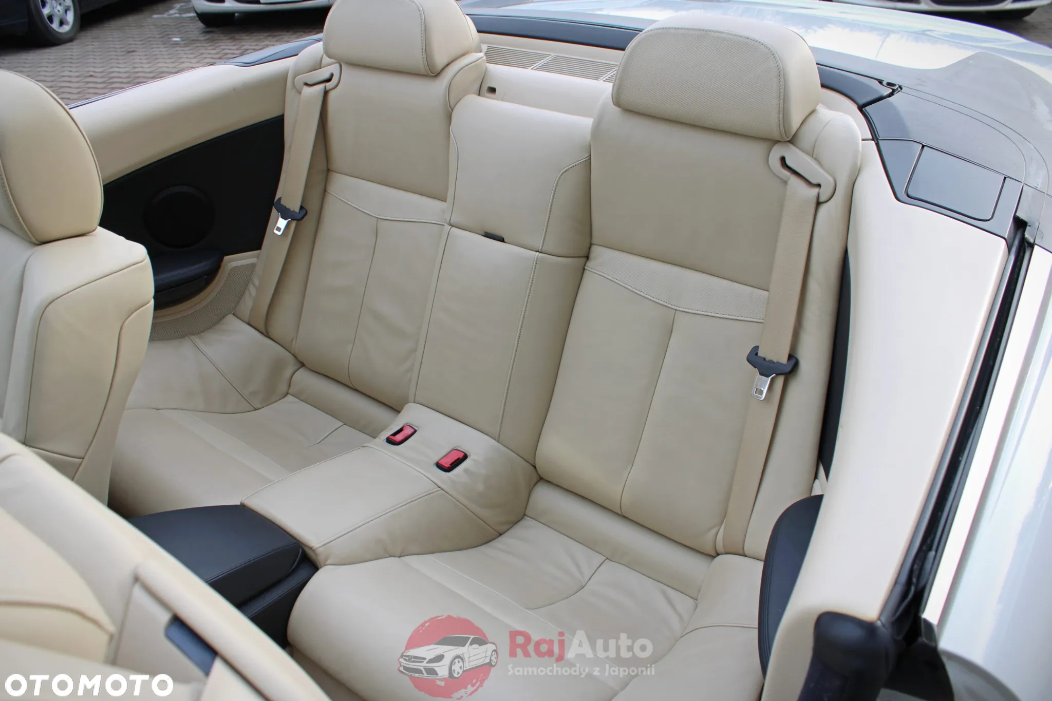 BMW Seria 6 650 i - 8