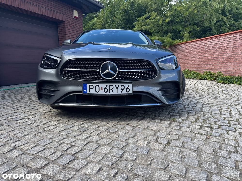 Mercedes-Benz Klasa E 200 4-Matic AMG - 5