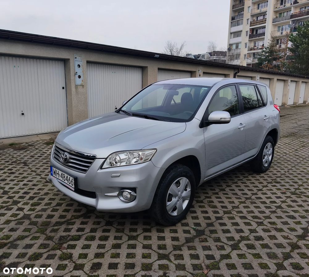 Toyota RAV4 2.0 VVT-i Luna 4x2 - 24