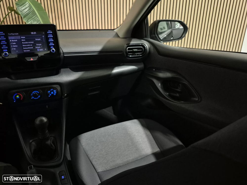 Toyota Yaris 1.0 VVT-i Comfort - 9