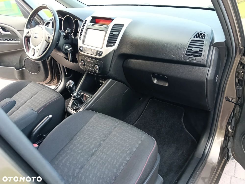 Kia Venga 1.4 Business Line - 18