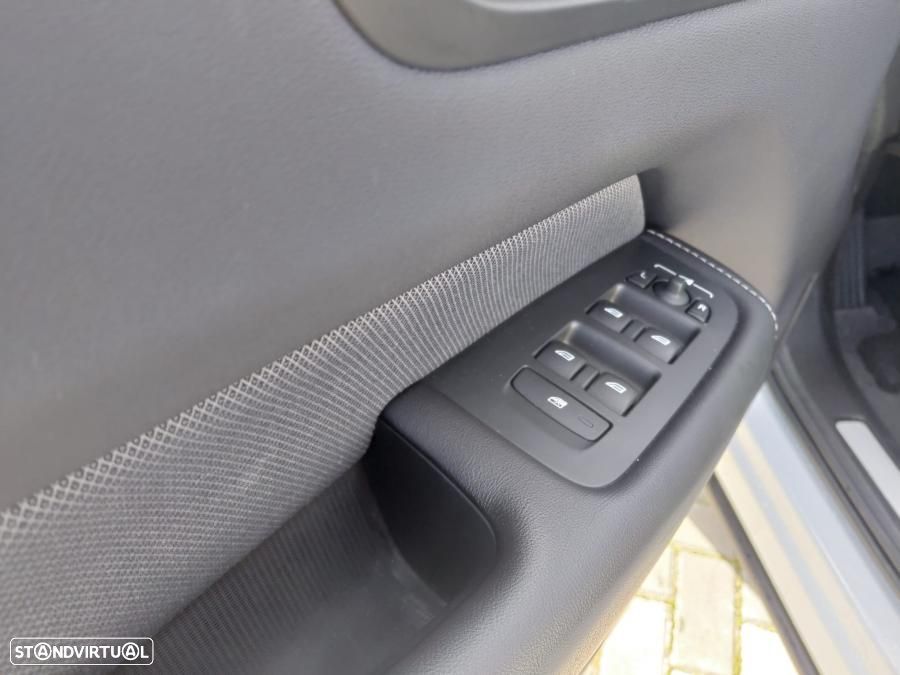 Volvo XC 60 2.0 T8 PHEV Polestar Engineered AWD - 5