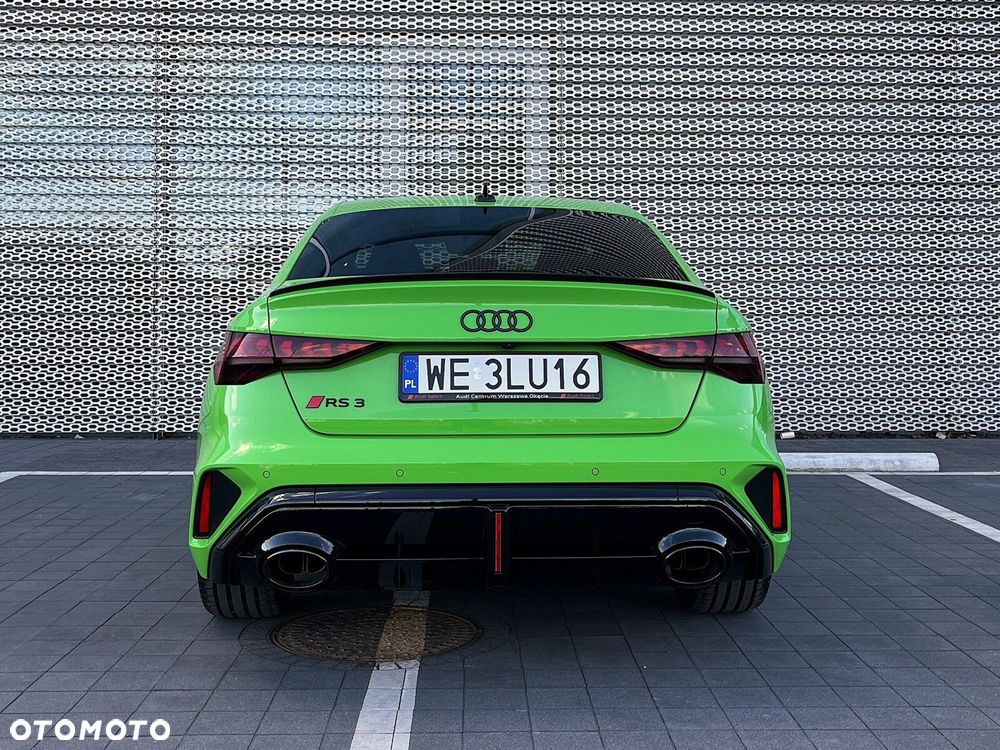 Audi RS3 Limousine - 12