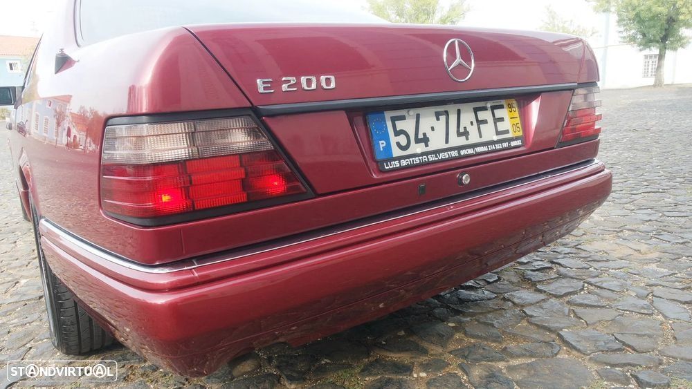 Mercedes-Benz E 200 - 10