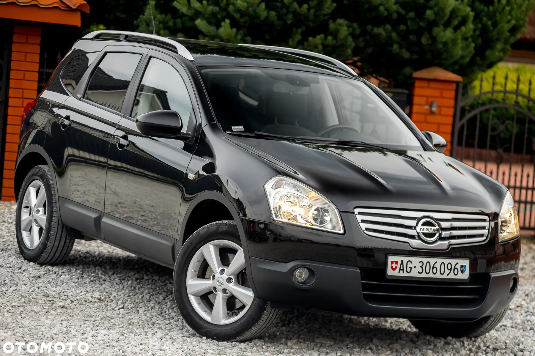 Nissan Qashqai+2 2.0 4x4 Tekna - 4