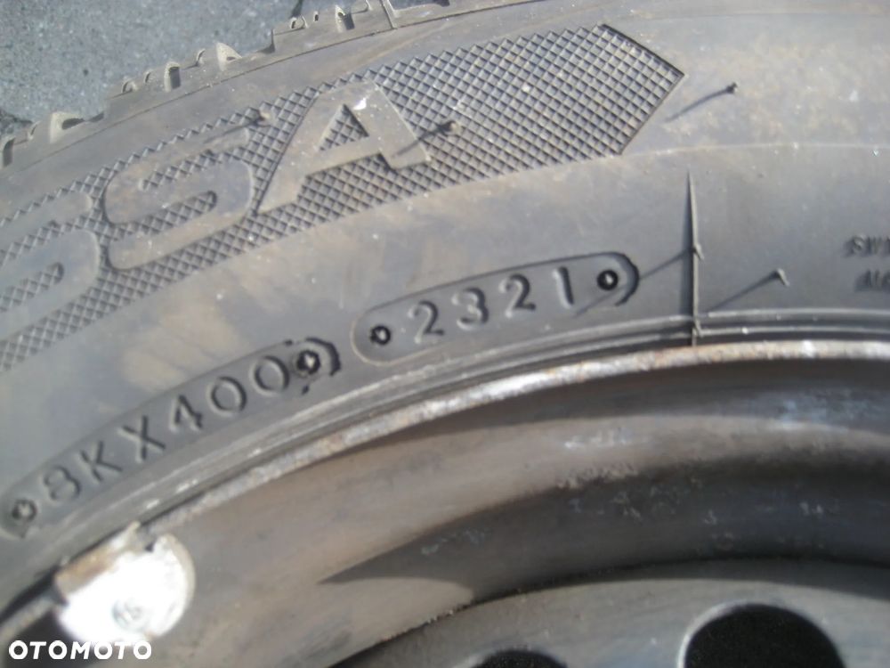 volvo v50 s40 felgi opony zimowe 16x6,5 et 52,5 5x108 30615721 opona 205 55 16 - 4