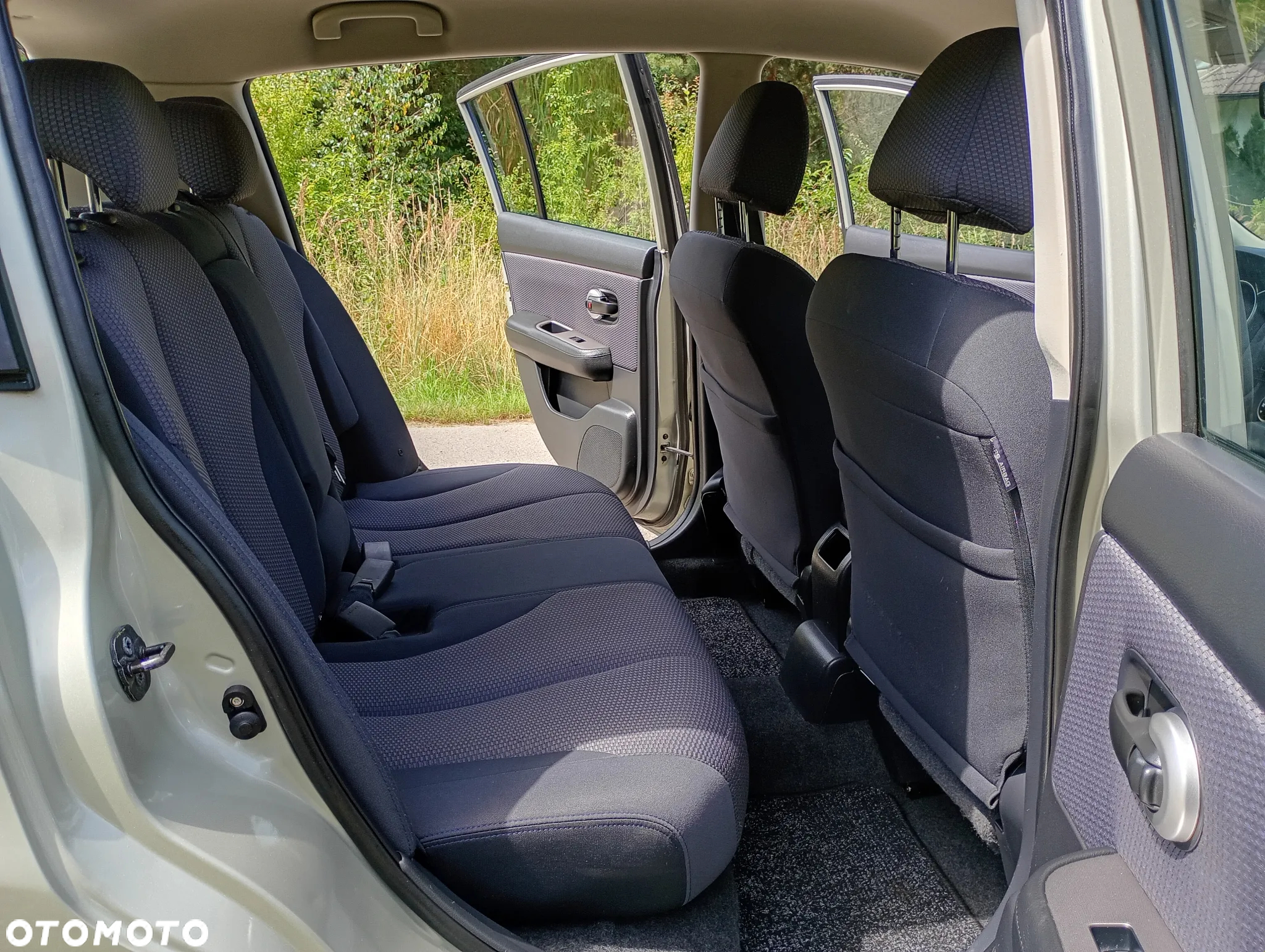 Nissan Tiida 1.6 Acenta - 25