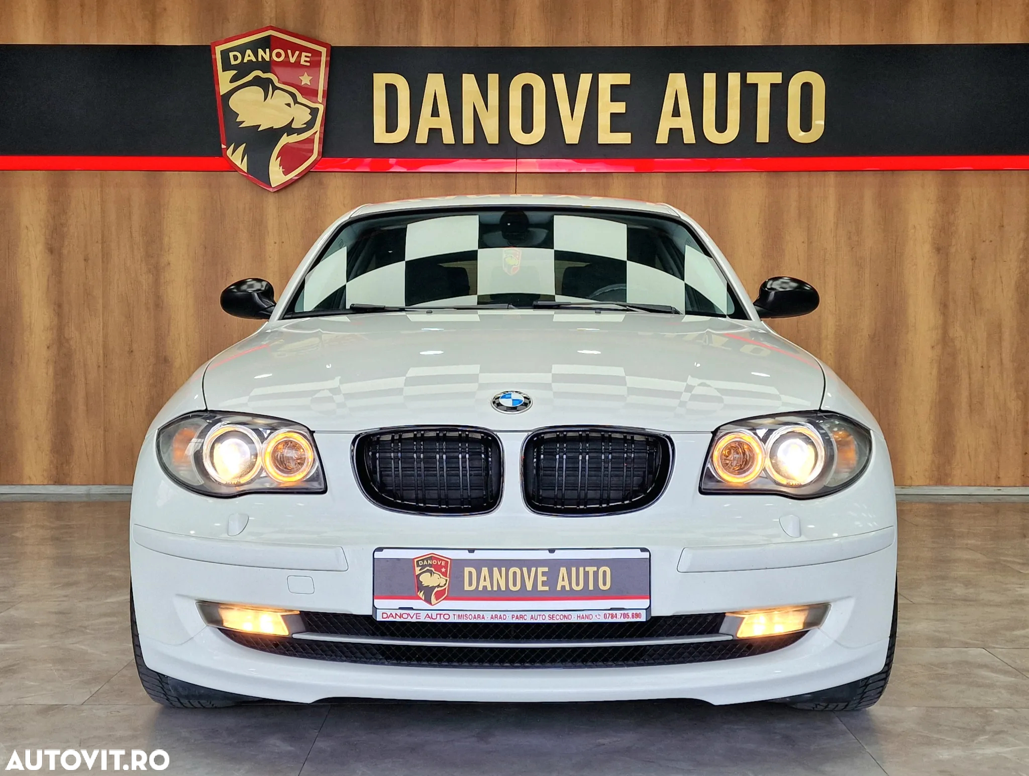 BMW Seria 1 118i - 2