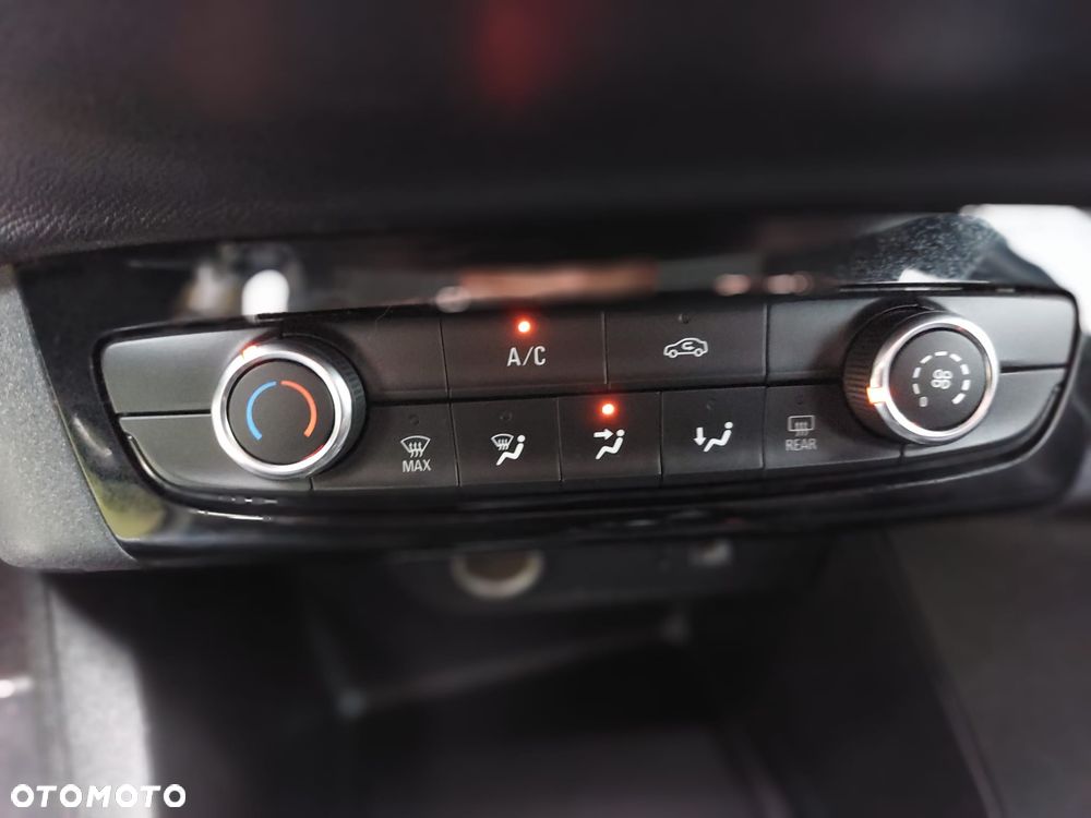 Opel Corsa 1.2 Elegance S&S - 18