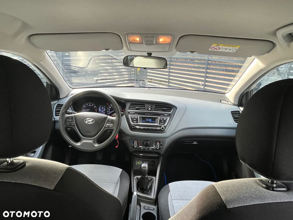 Hyundai i20 1.2 Classic - 10
