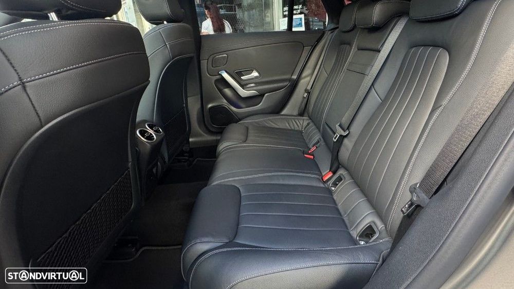 Mercedes-Benz CLA 200 - 12