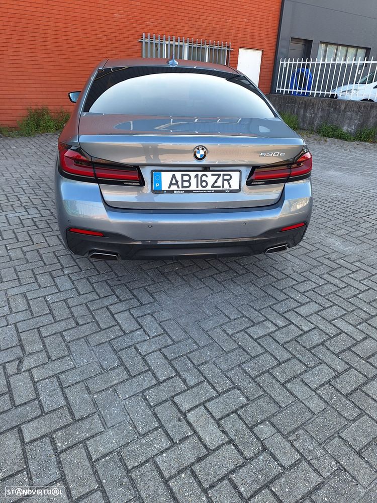 BMW 530 e Pack 50 anos M - 37