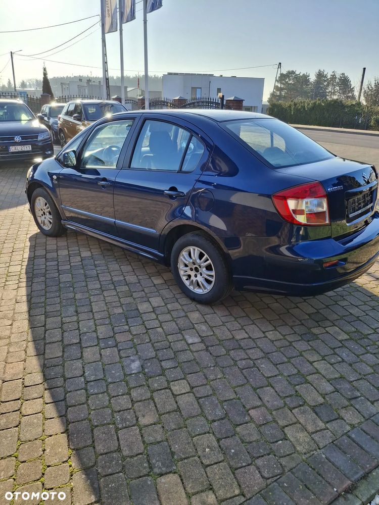 Suzuki SX4 - 4