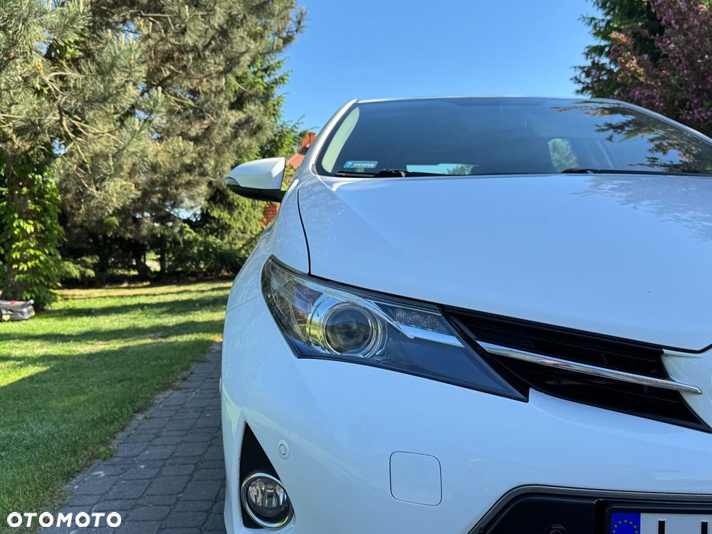 Toyota Auris 2.0 D-4D Premium - 5
