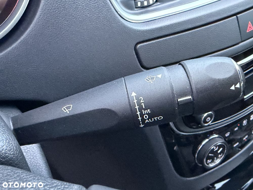 Peugeot 508 2.0 BlueHDi Allure S&S - 32