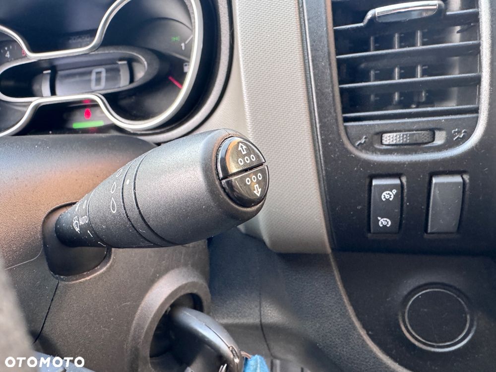 Renault Trafic - 14