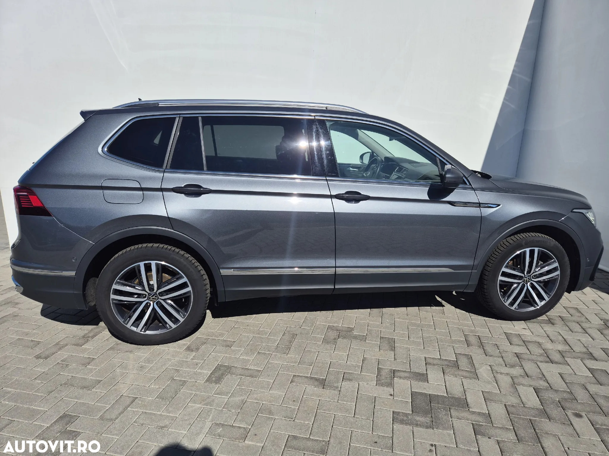 Volkswagen Tiguan Allspace 2.0 TDI 4Mot DSG Elegance - 6