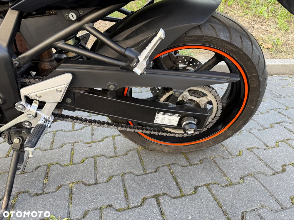 Honda CB - 15