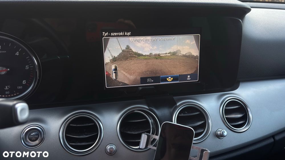 Mercedes-Benz Klasa E 200 d 9G-TRONIC - 19