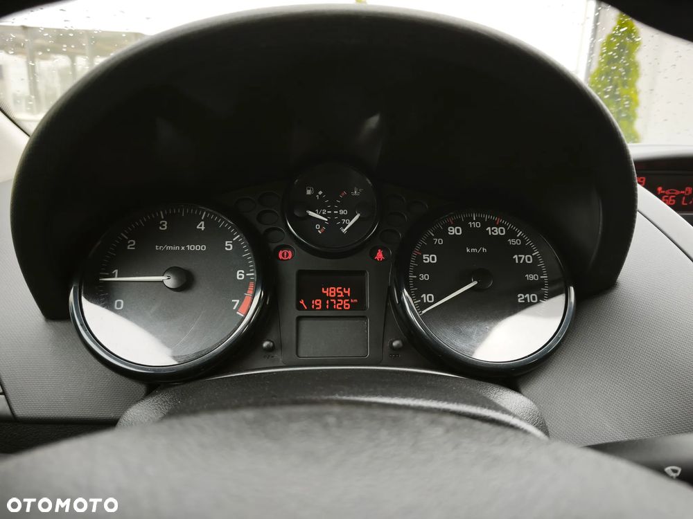 Peugeot 207 75 Urban Move - 19