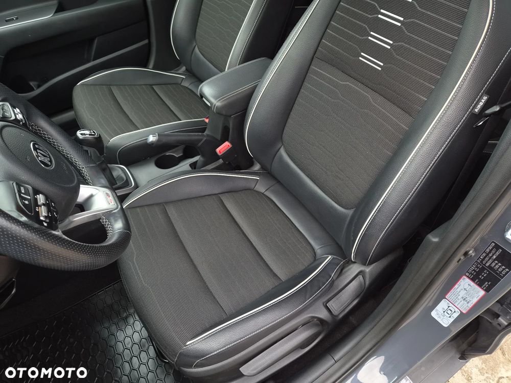 Kia Stonic 1.0 T-GDI MHEV GT Line - 12