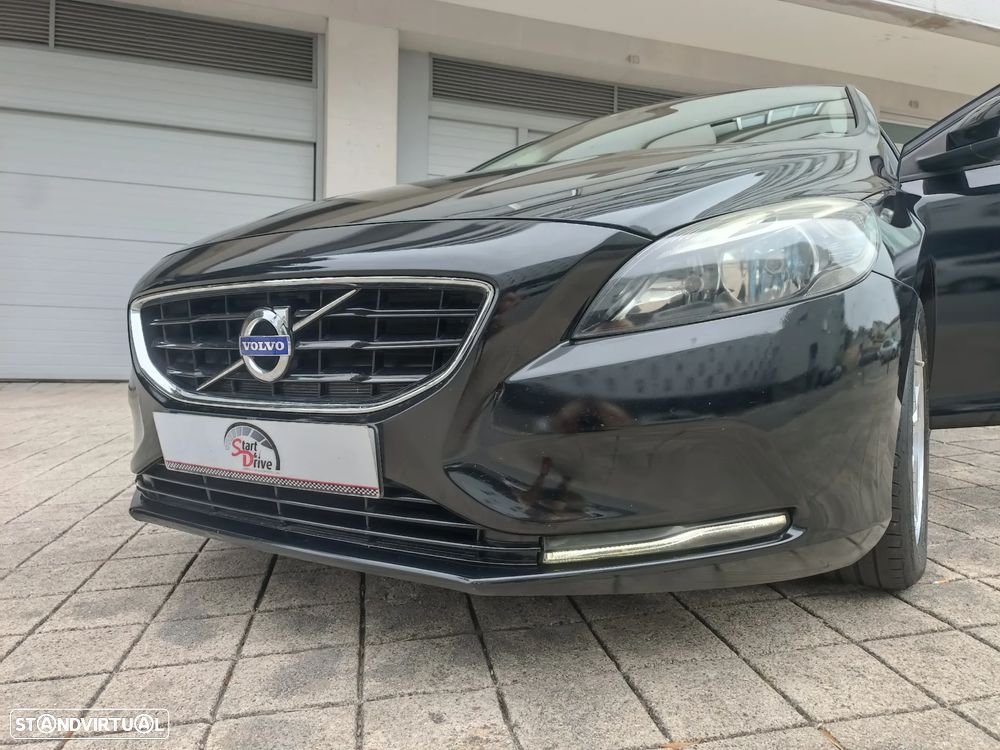 Volvo V40 1.6 D2 Momentum - 4