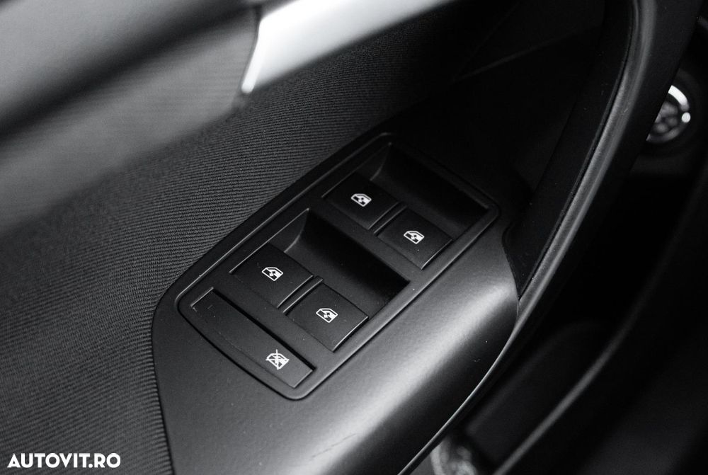Opel Insignia - 20