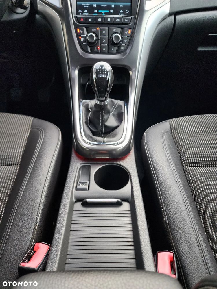 Opel Astra 1.4 Turbo Cosmo - 30