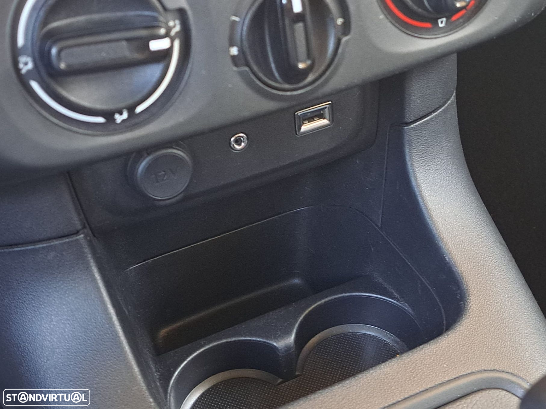 Citroën C3 1.2 PureTech Feel - 23
