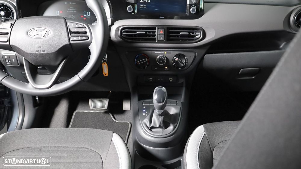 Hyundai i10 1.0 Comfort AMT - 17