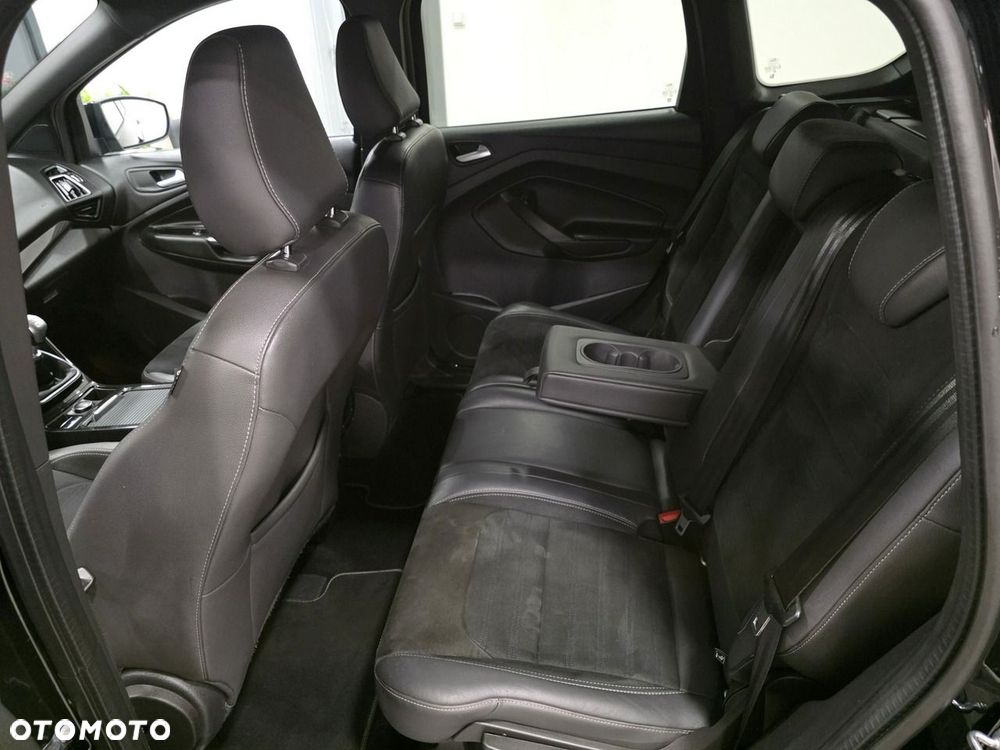 Ford Kuga 2.0 TDCi 4x4 ST-Line - 17