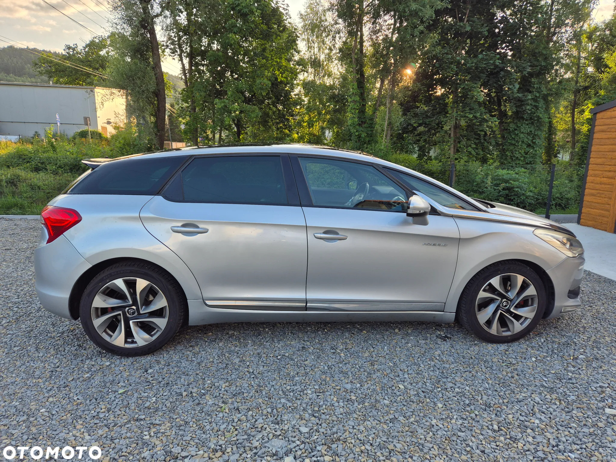 Citroën DS5 ver-2-0-hdi-hybrid4-sportchic-mcp - 2